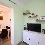 Rustica 아파트