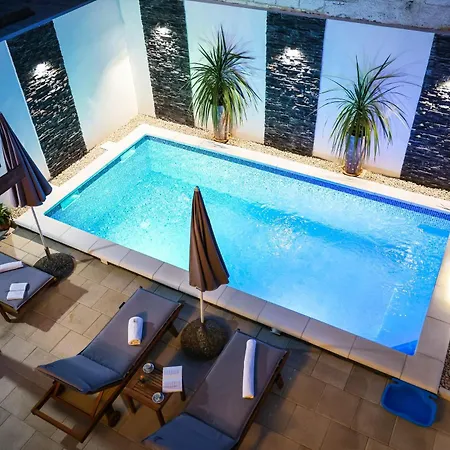 Rustica With Exclusive Use Of The Pool * Zadar